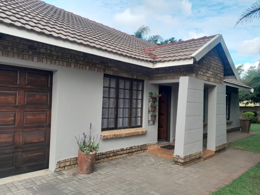 3 Bedroom Property for Sale in Waterval East North West